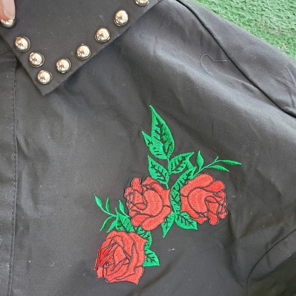 New Men's Studded and Embroidery Black Shirt. - Picture 6 of 7
